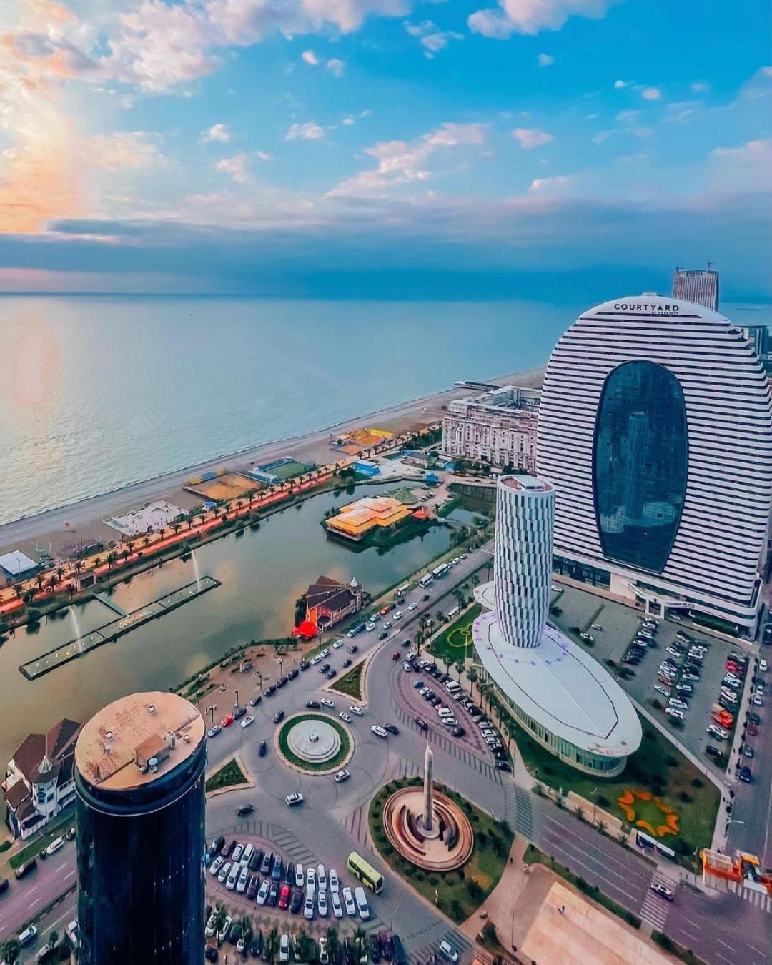 Orbi City Batumi Star Exterior foto